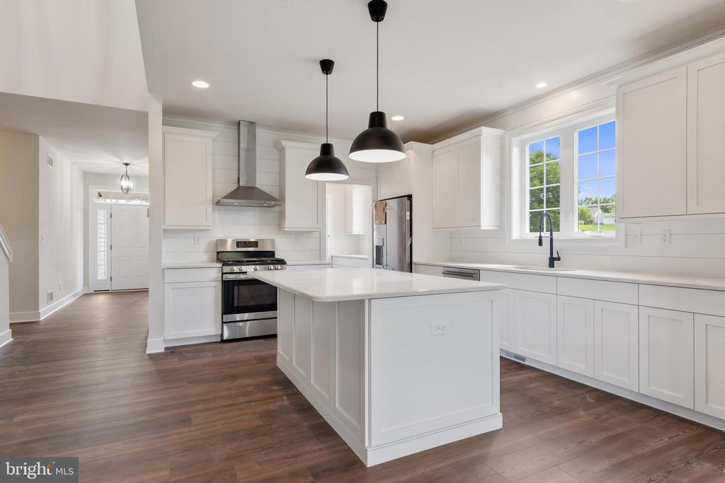 297 BEAUMONT DRIVE