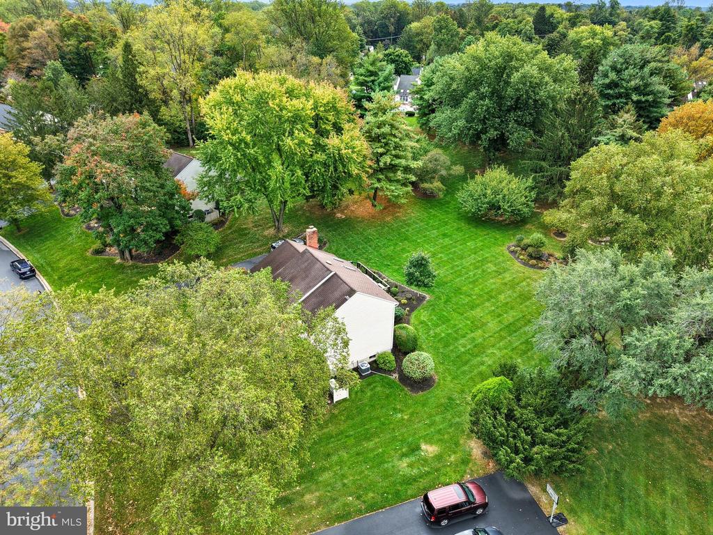 406 SCOFIELD LANE