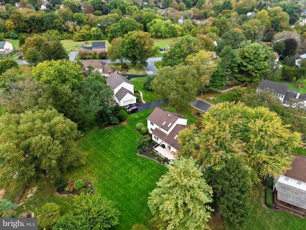 406 SCOFIELD LANE