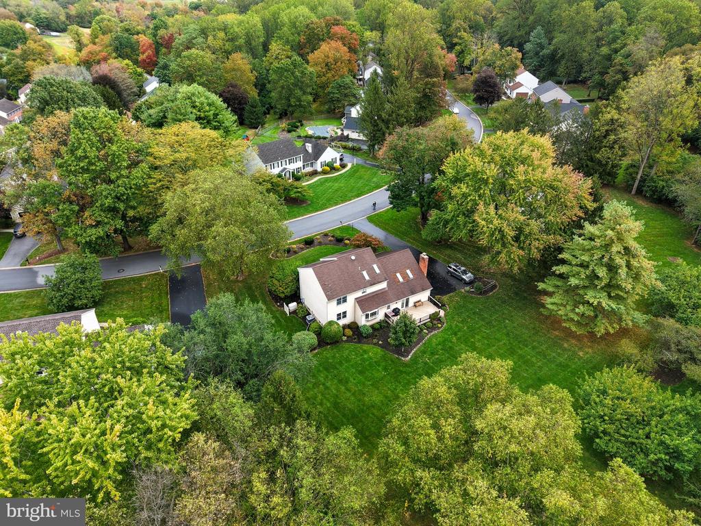 406 SCOFIELD LANE