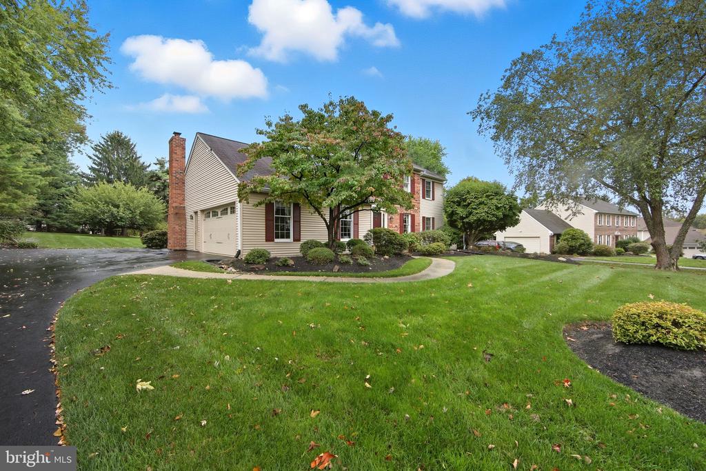 406 SCOFIELD LANE