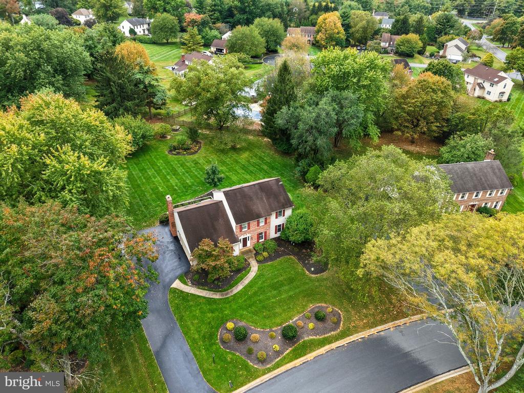 406 SCOFIELD LANE