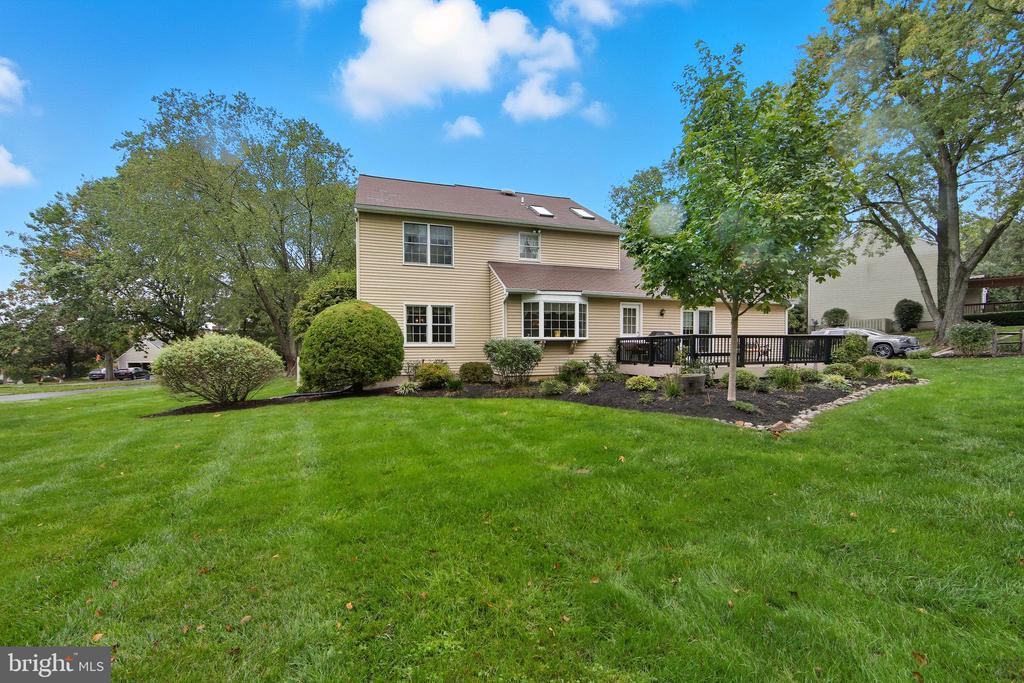 406 SCOFIELD LANE