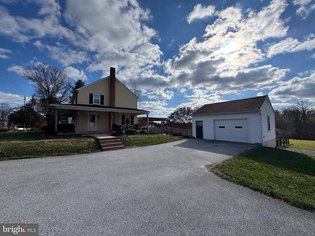 1776 W DOE RUN ROAD