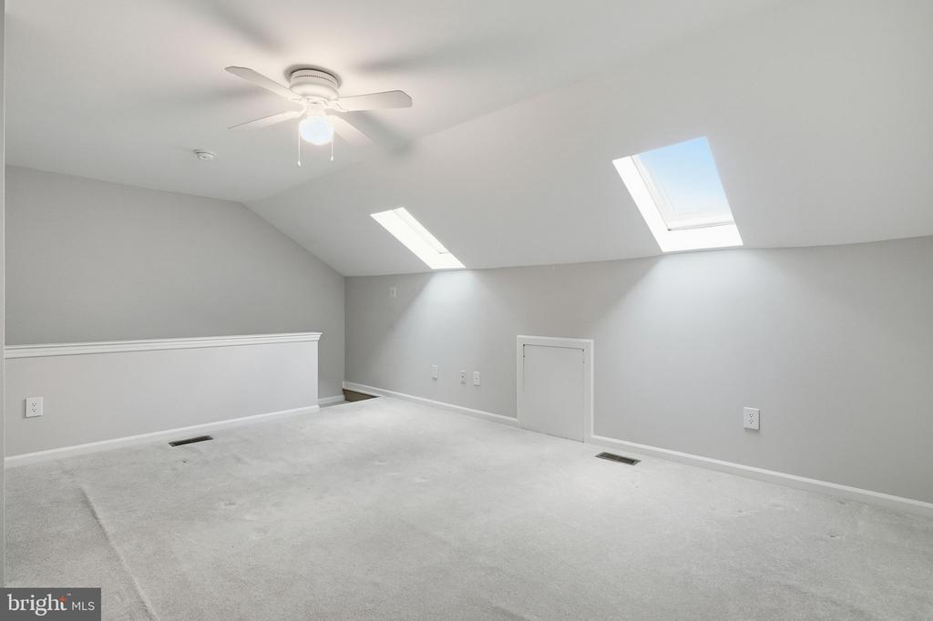 1703 STONEHAM DRIVE Unit: 1703