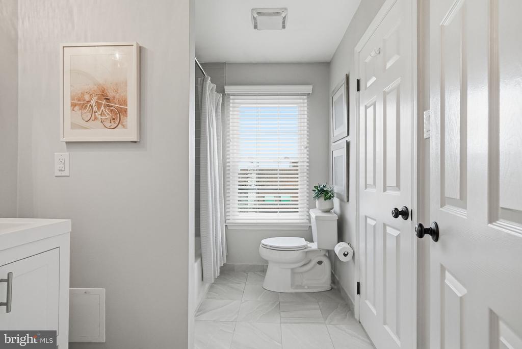 1703 STONEHAM DRIVE Unit: 1703