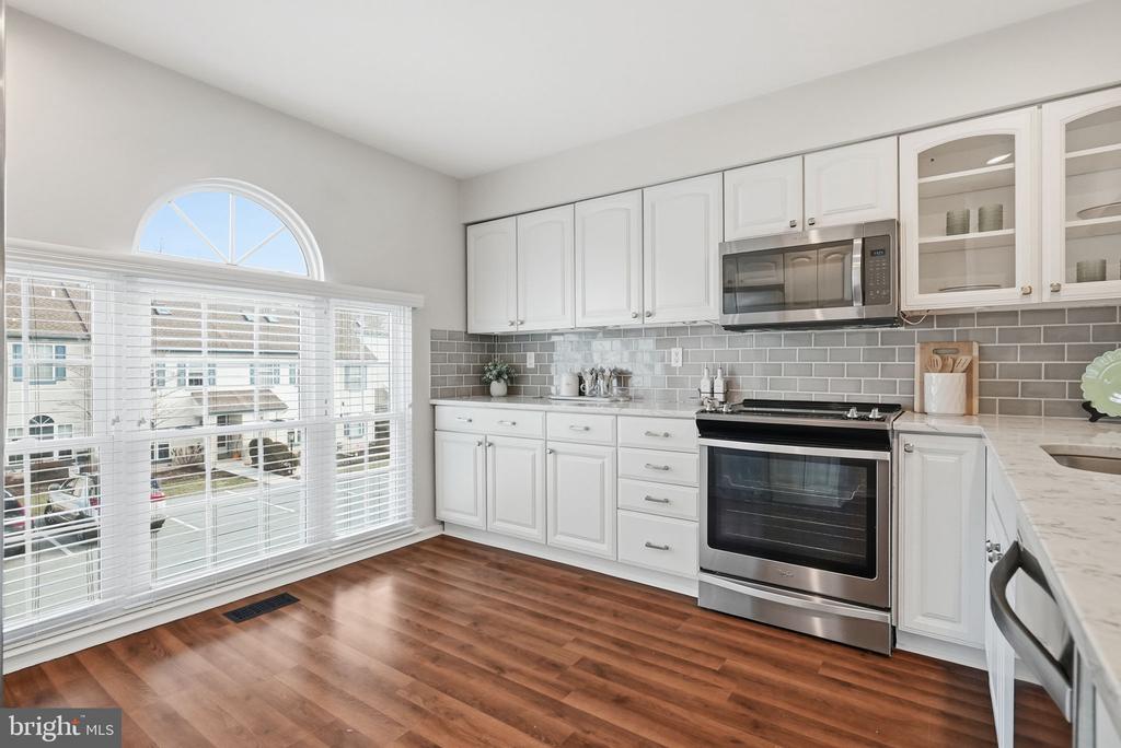 1703 STONEHAM DRIVE Unit: 1703