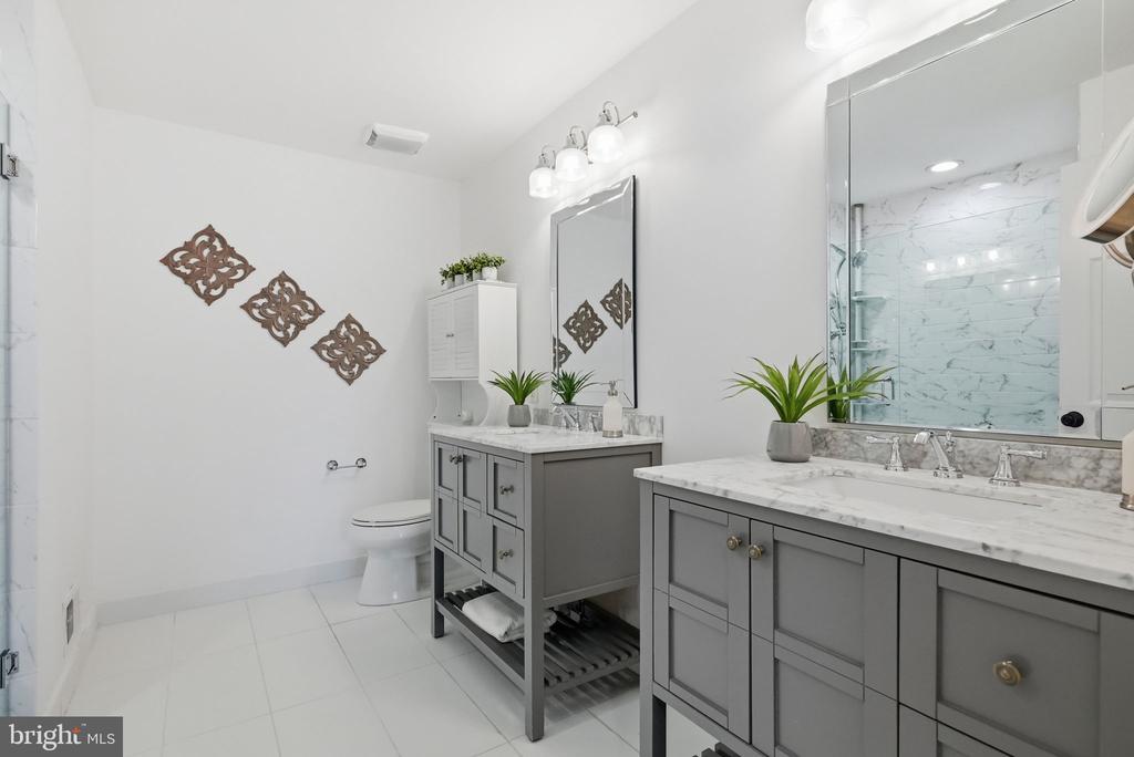 1703 STONEHAM DRIVE Unit: 1703