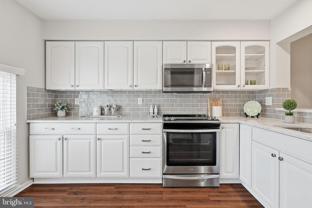 1703 STONEHAM DRIVE Unit: 1703