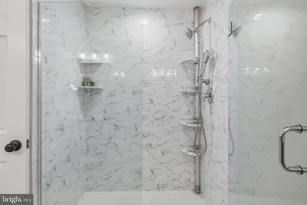 1703 STONEHAM DRIVE Unit: 1703