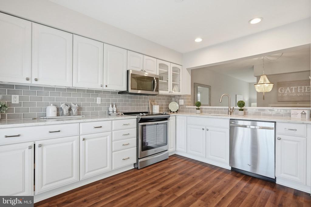 1703 STONEHAM DRIVE Unit: 1703