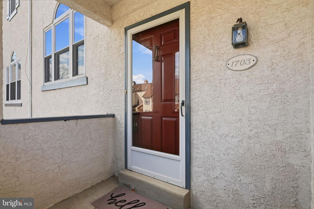 1703 STONEHAM DRIVE Unit: 1703