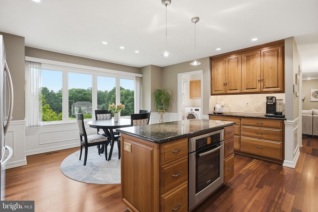 525 BEAUMONT CIRCLE