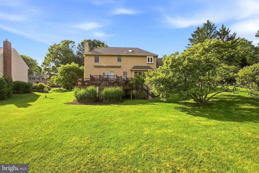 525 BEAUMONT CIRCLE