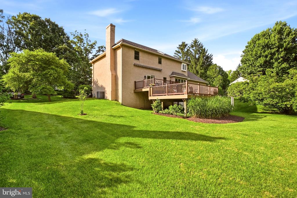 525 BEAUMONT CIRCLE