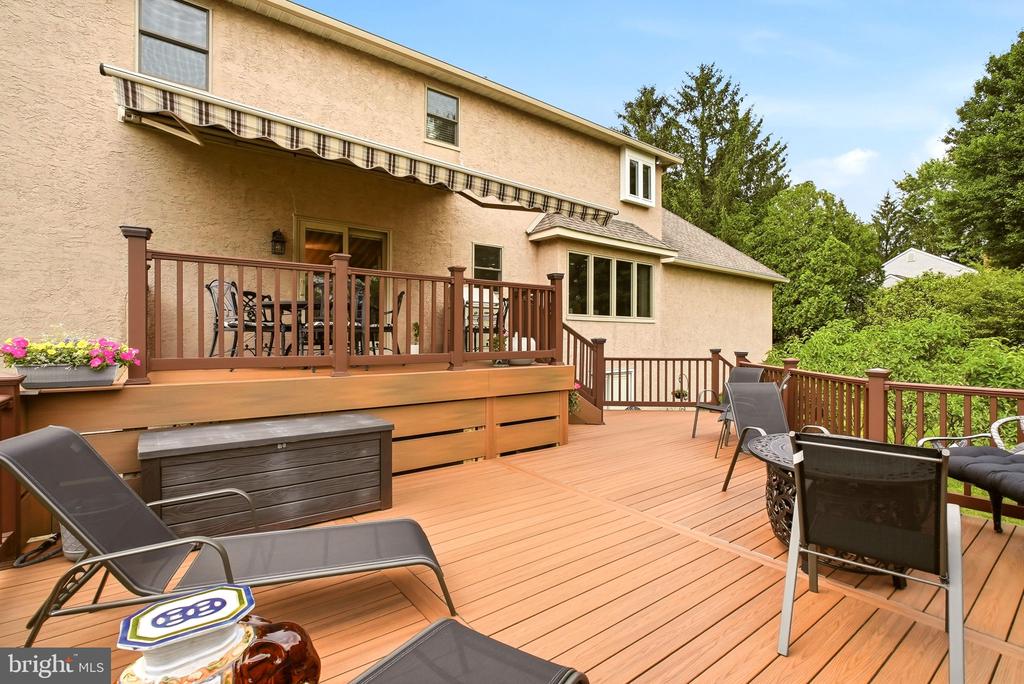 525 BEAUMONT CIRCLE