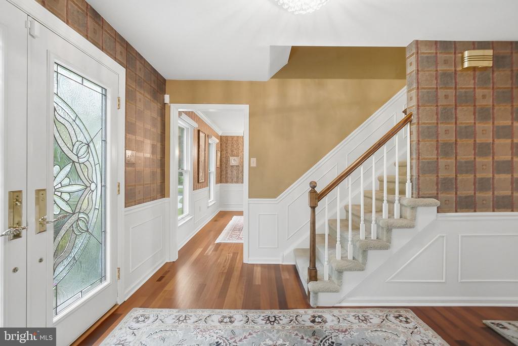 525 BEAUMONT CIRCLE