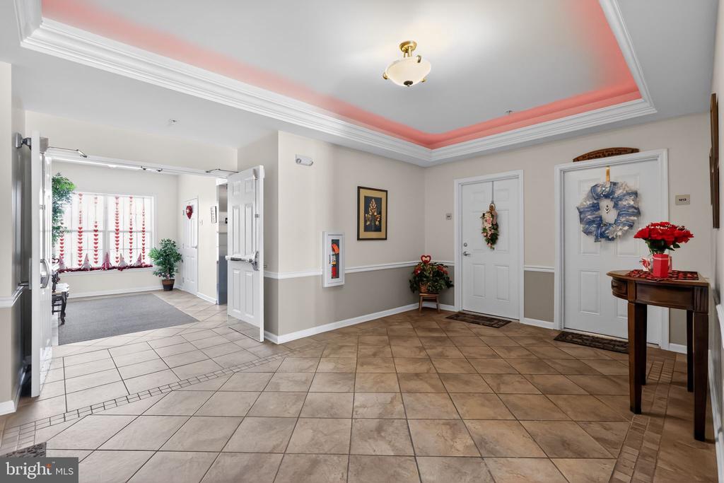 1014 CREEKSIDE DRIVE
