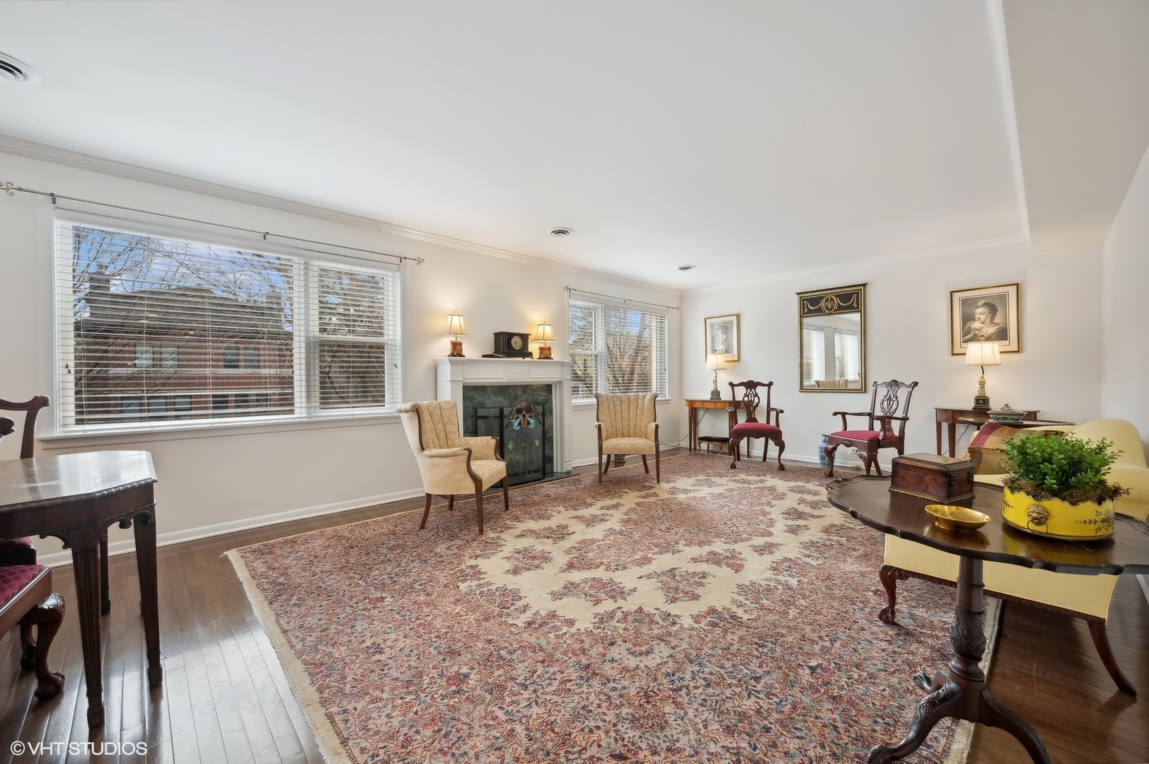 2009 Harrison Street Unit: 203