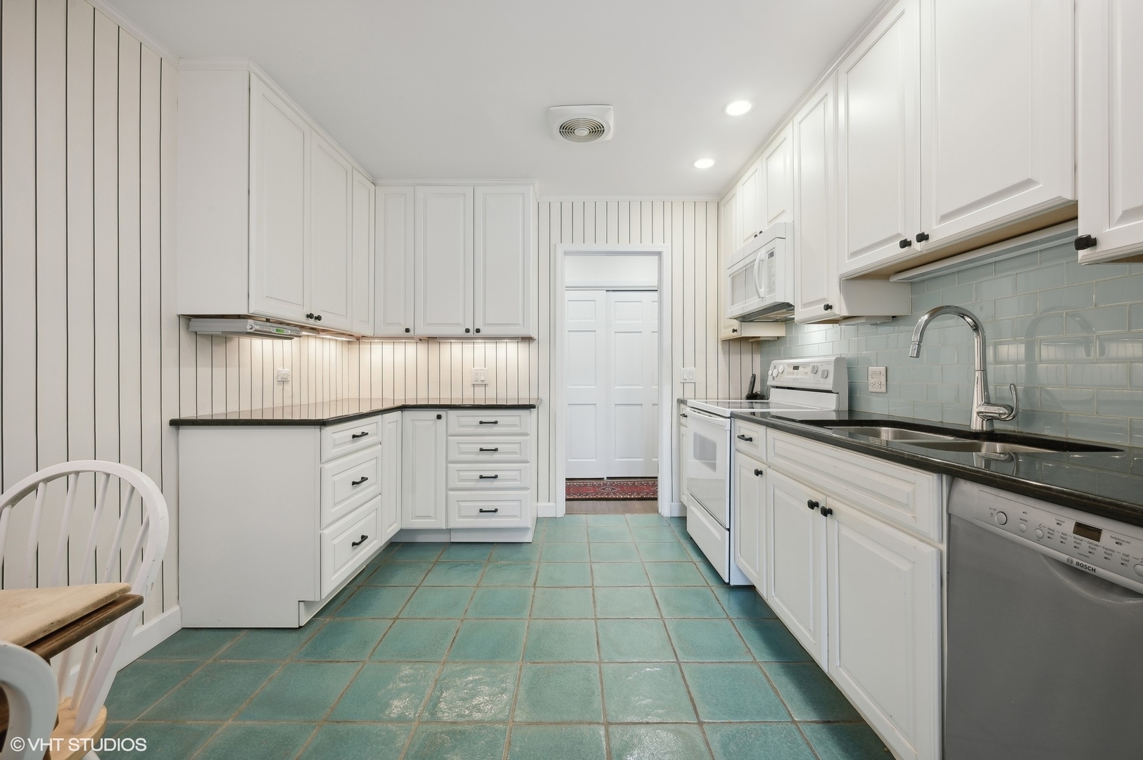 2009 Harrison Street Unit: 203