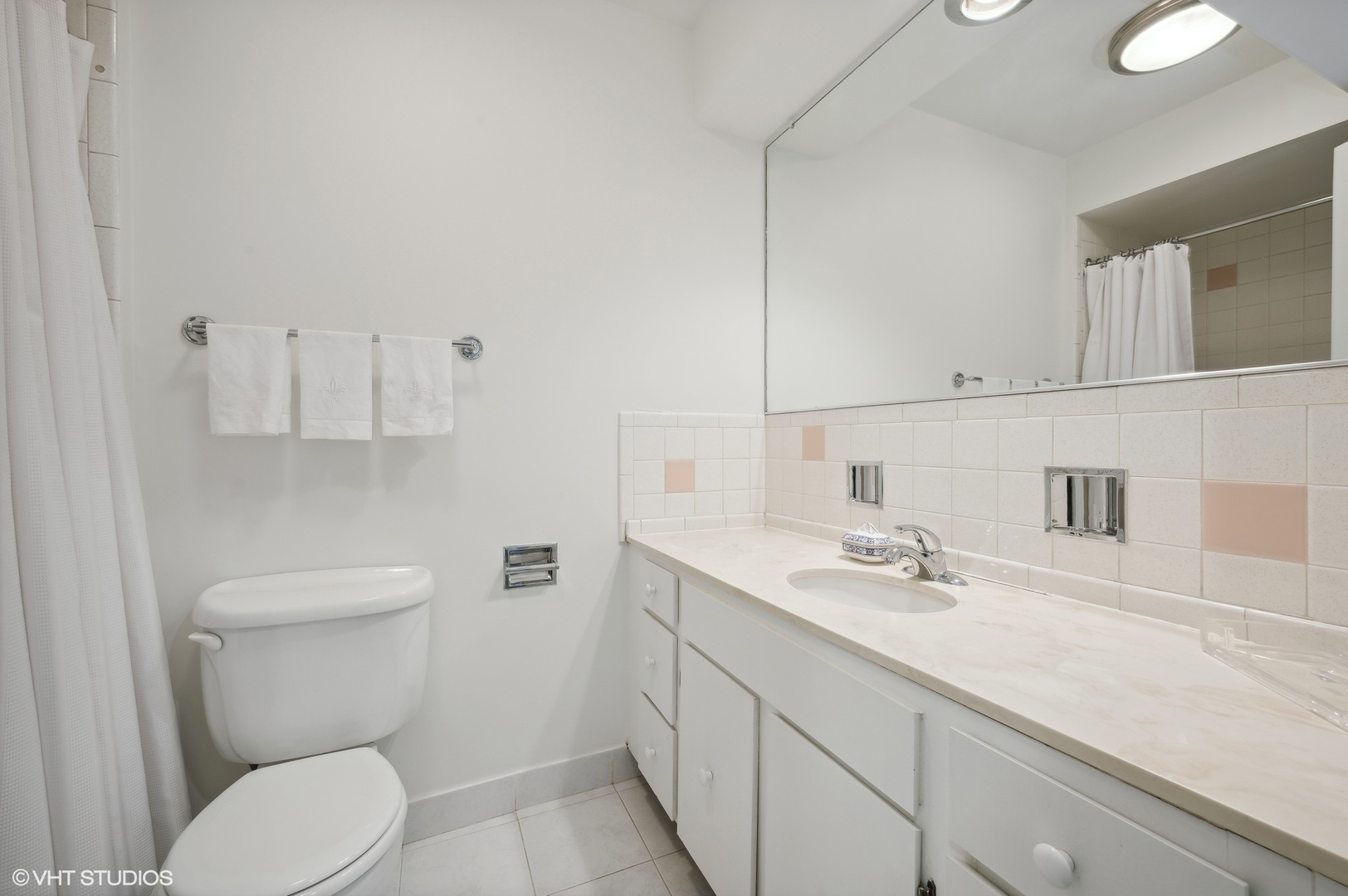 2009 Harrison Street Unit: 203