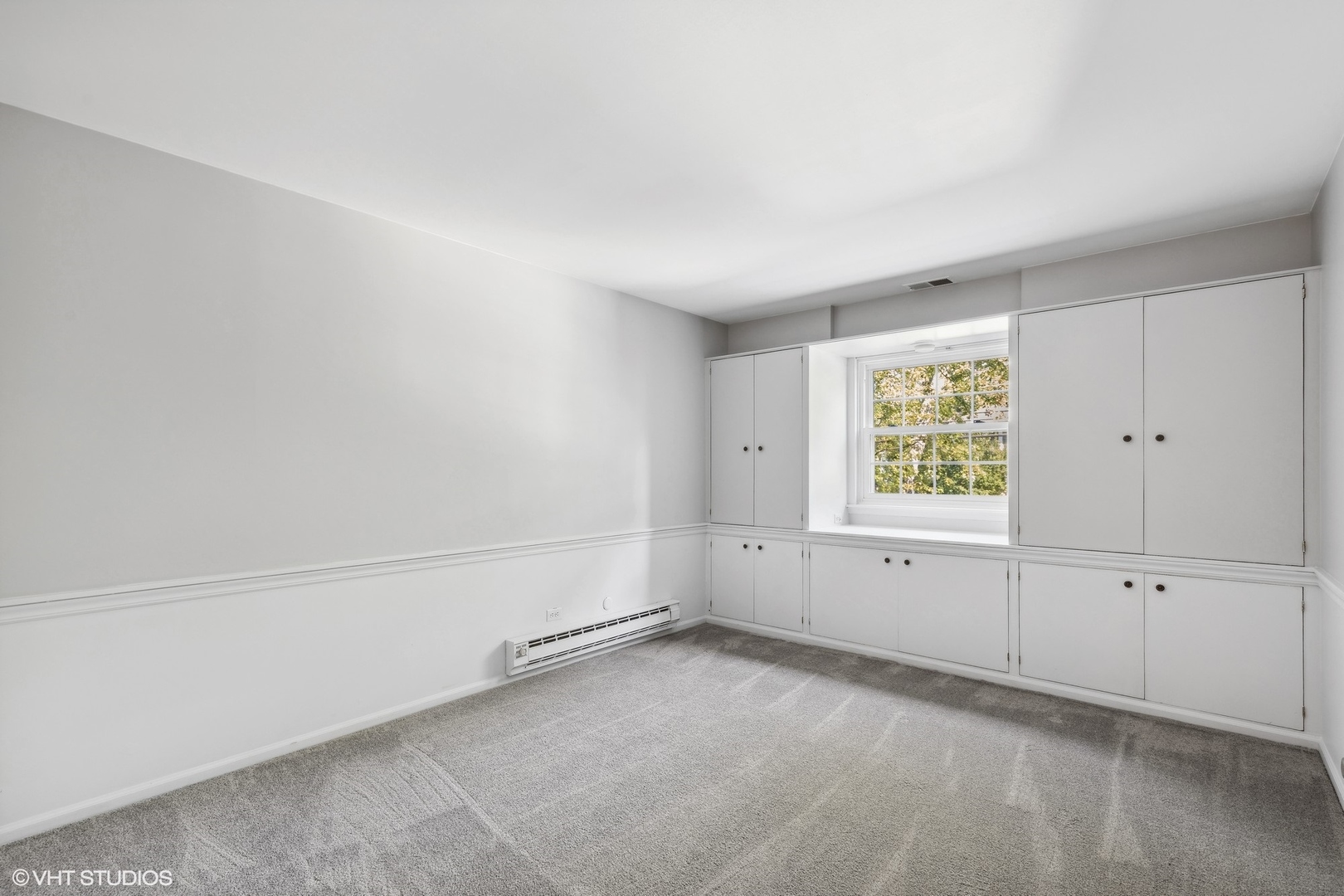 2425 Central Street Unit: 2B