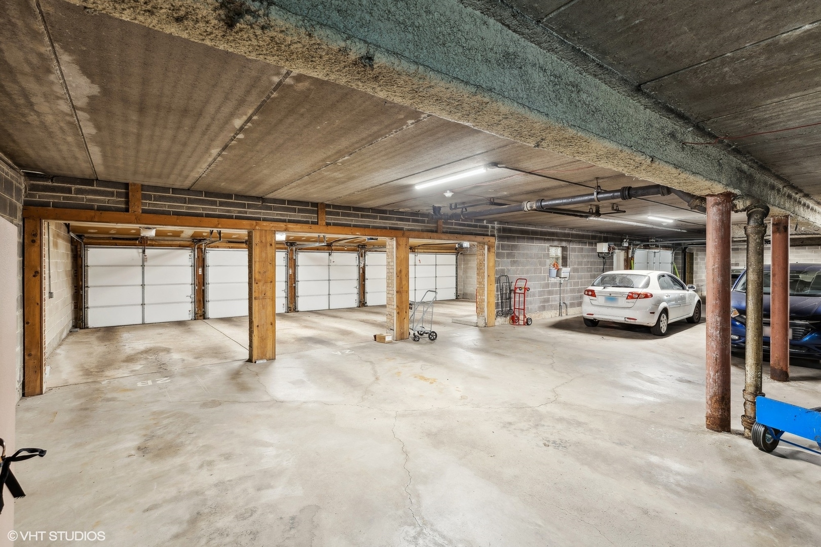 2425 Central Street Unit: 2B
