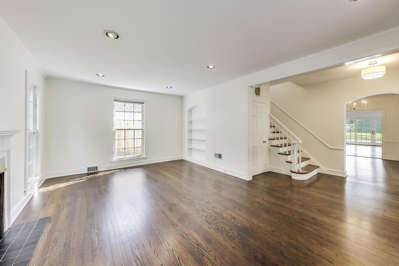 1245 Richmond Lane