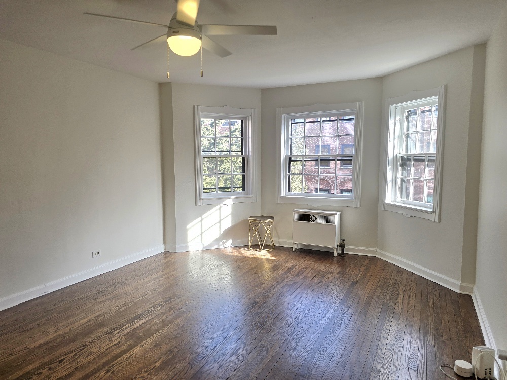 2505 Prairie Avenue Unit: 2K