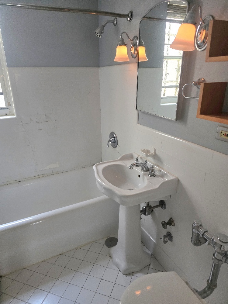 2505 Prairie Avenue Unit: 2K