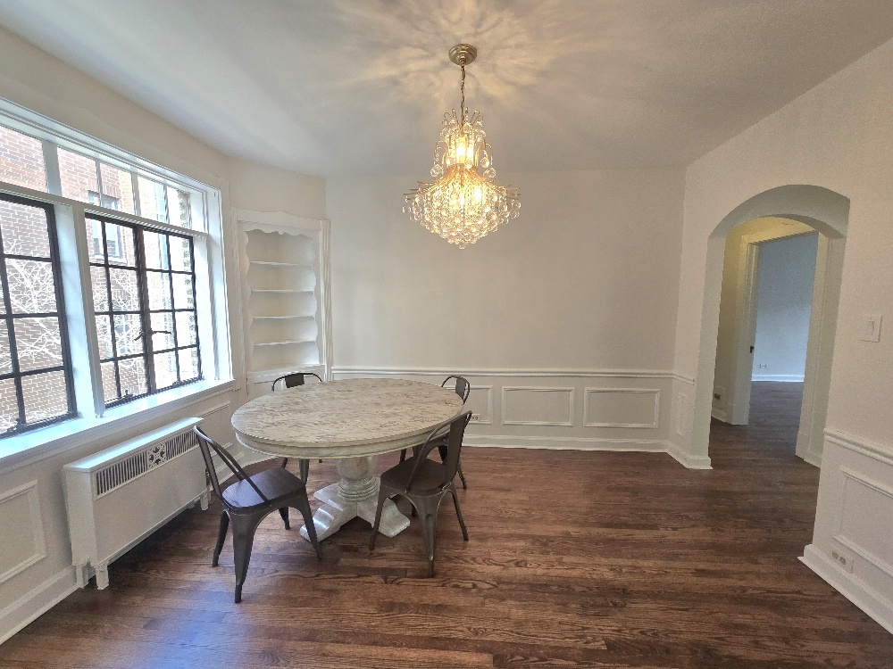2505 Prairie Avenue Unit: 2K