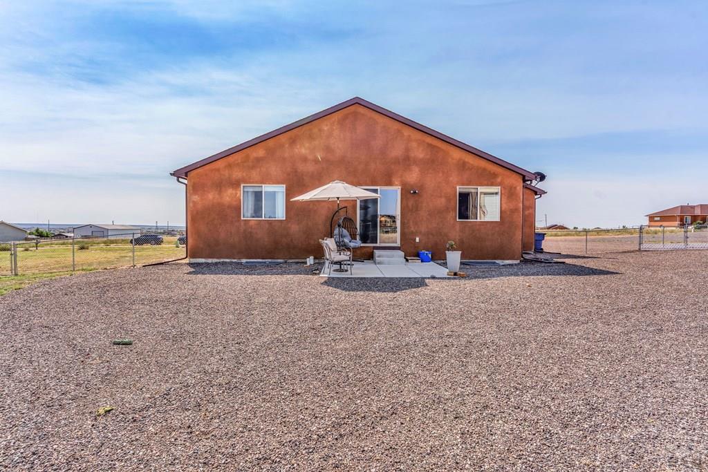 1319 N Dailey Dr