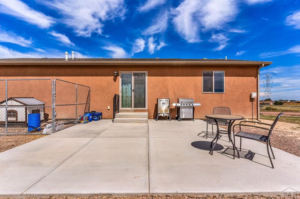 1058 Ranch Dr