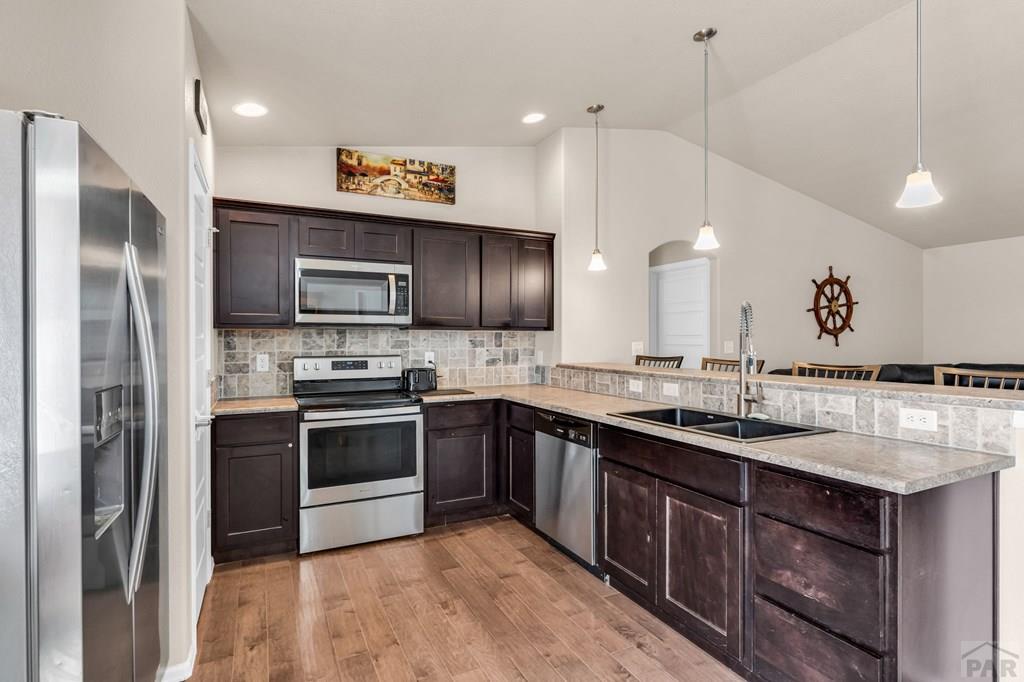 1058 Ranch Dr