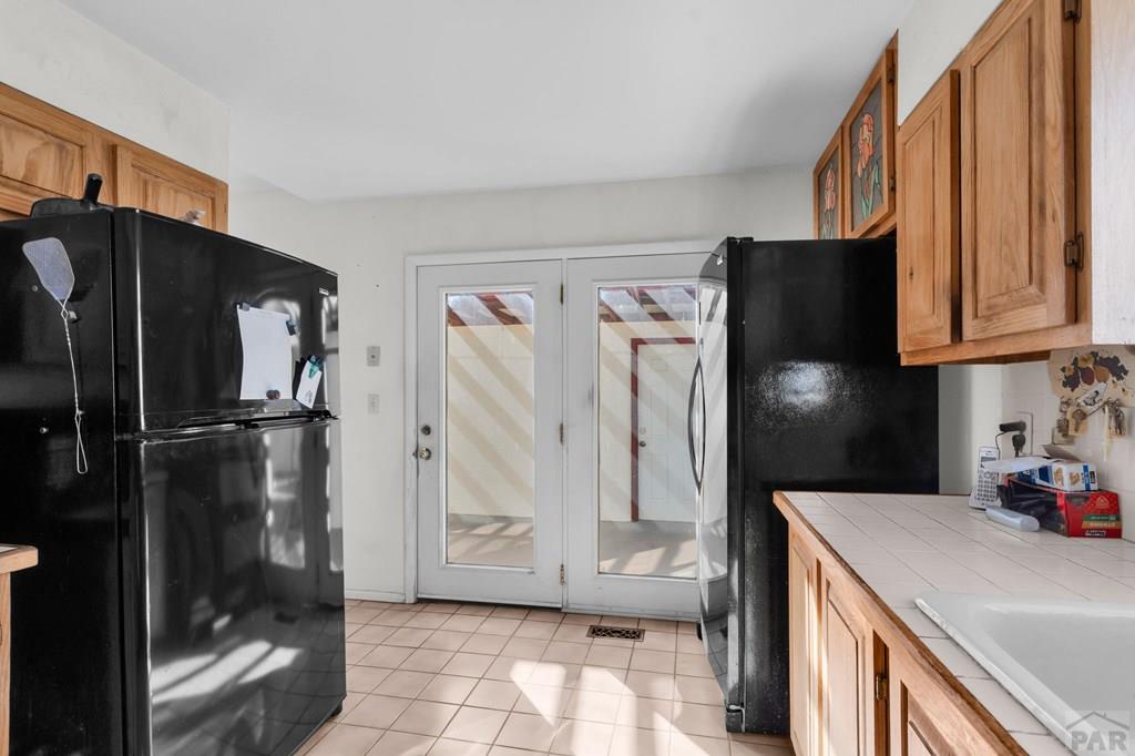 1003 S Tierra Buena Dr