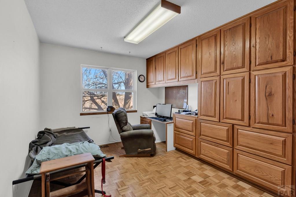 1003 S Tierra Buena Dr