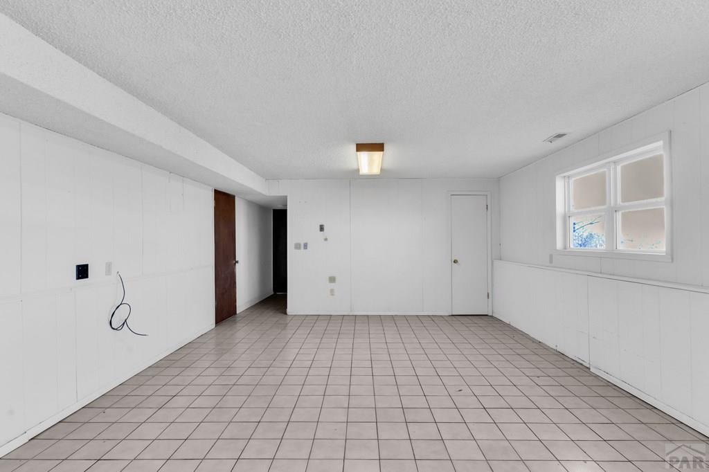 1003 S Tierra Buena Dr