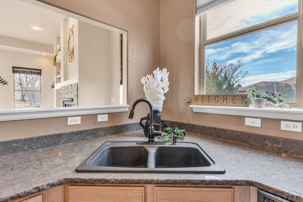 4720 Desert Candle Dr