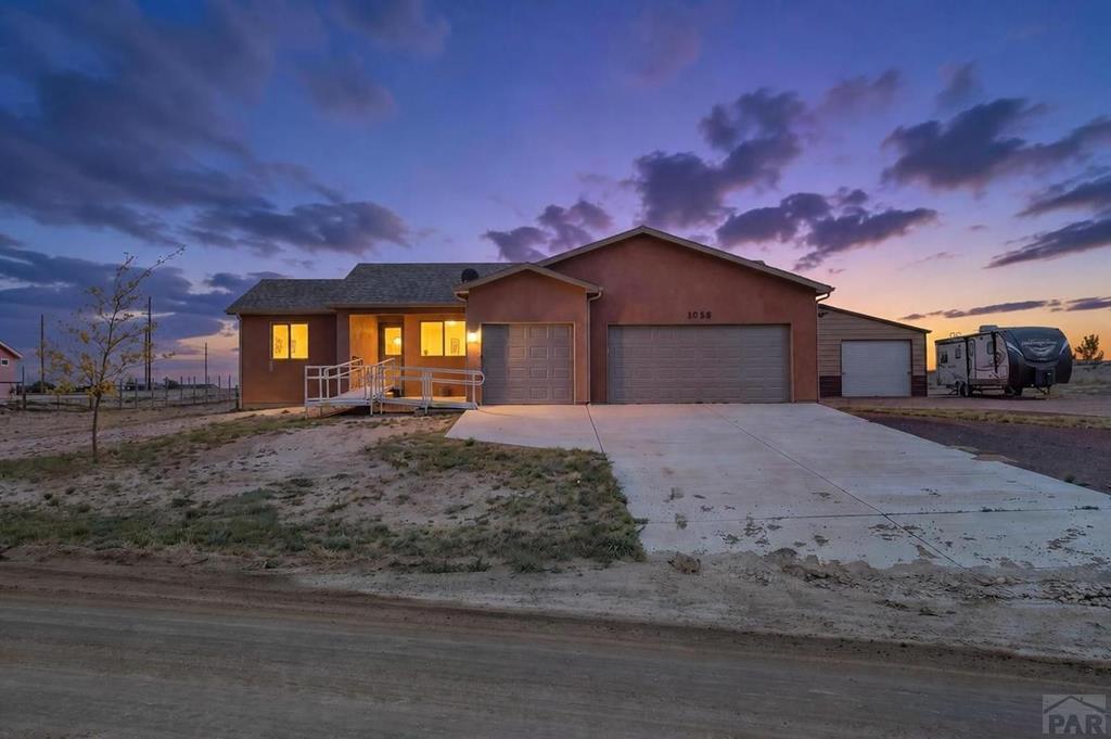 1058 E Ranch Dr