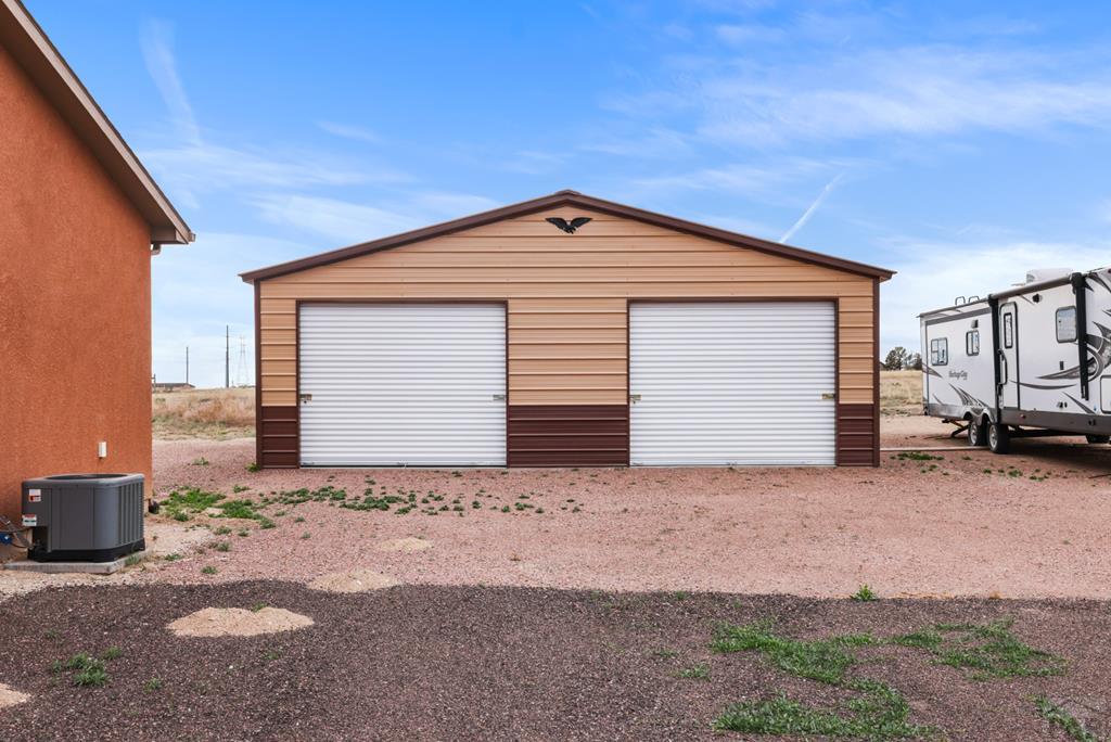 1058 E Ranch Dr