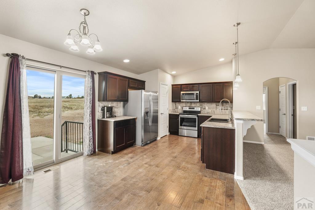 1058 E Ranch Dr