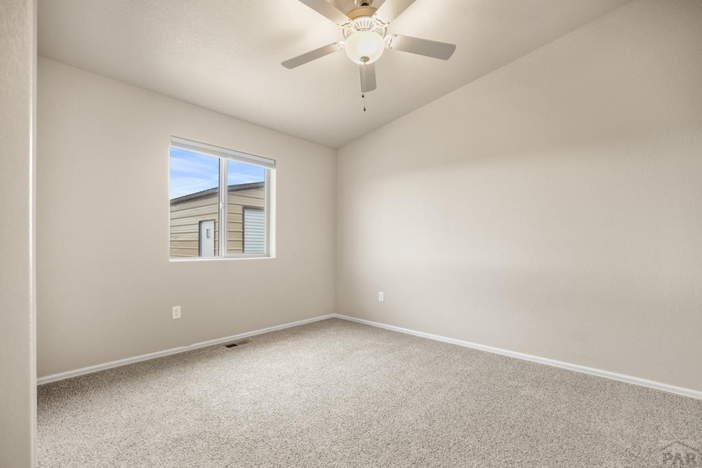 1058 E Ranch Dr