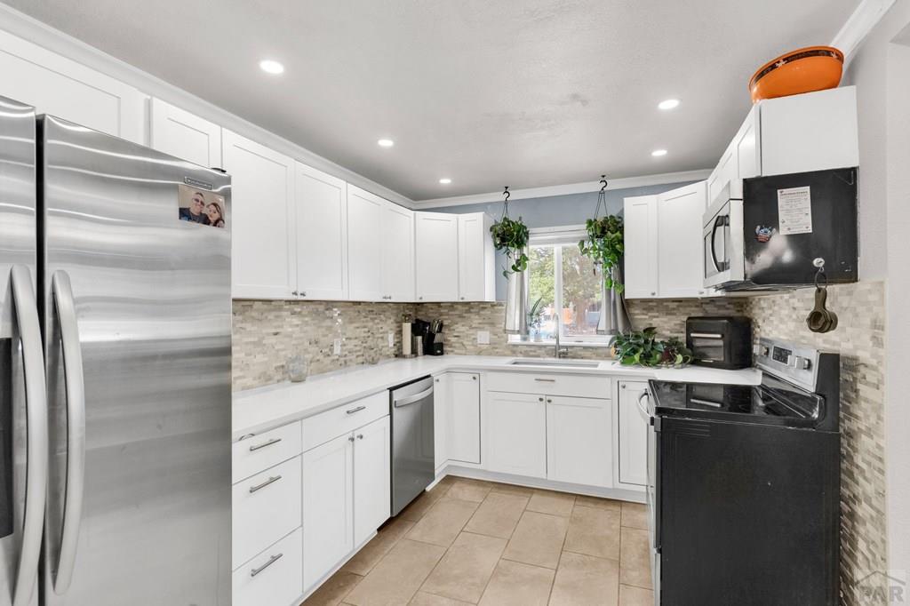 412 Morrison Ave