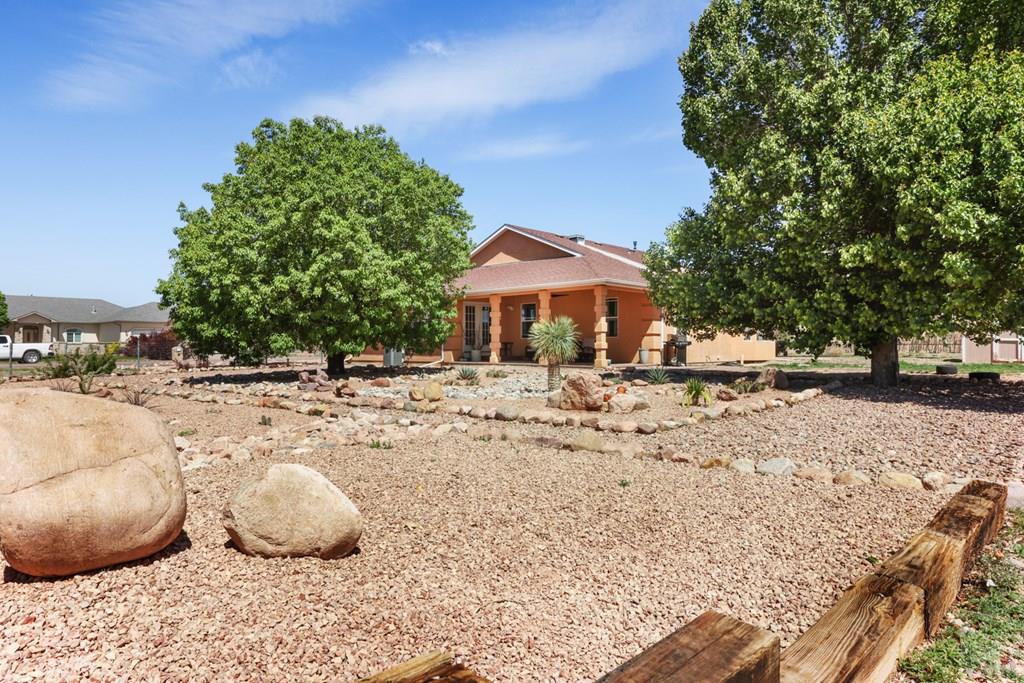 148 S Hacienda Del Sol Dr