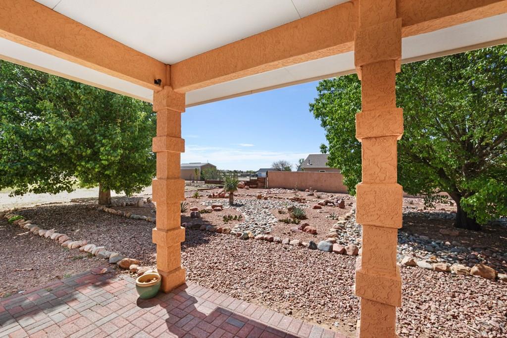 148 S Hacienda Del Sol Dr