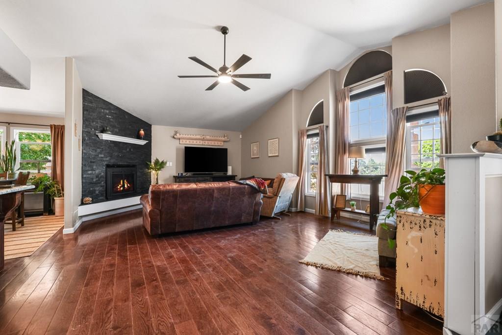 148 S Hacienda Del Sol Dr