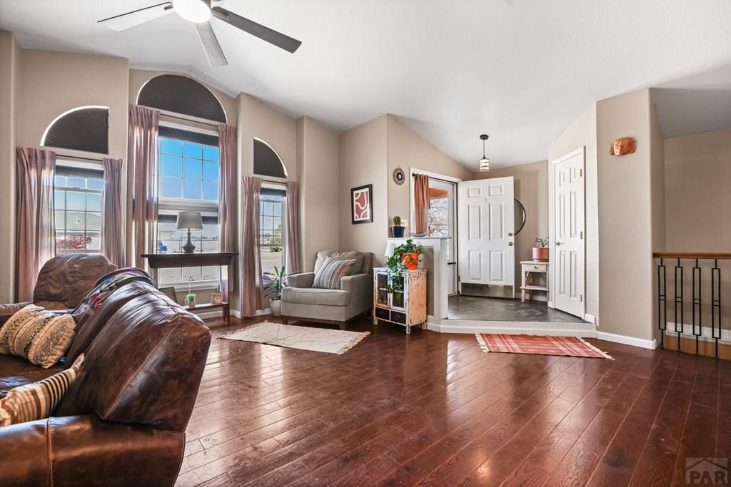 148 S Hacienda Del Sol Dr
