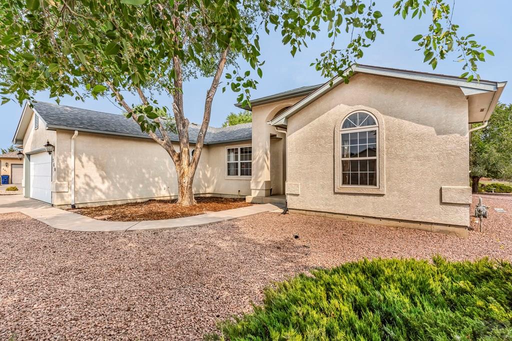269 W Hahns Peak Ave