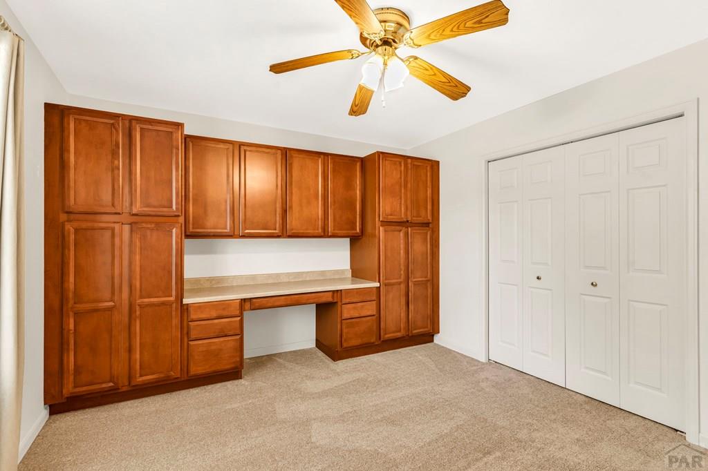 269 W Hahns Peak Ave