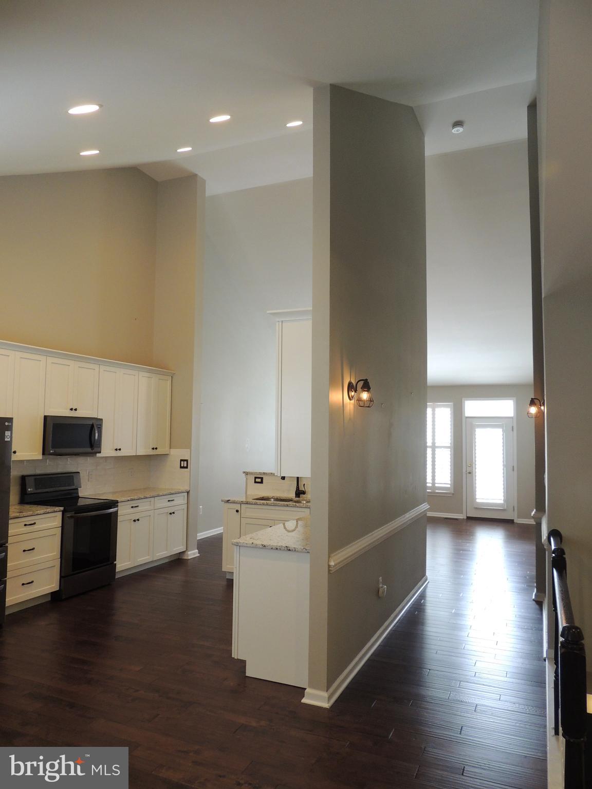 1004 Brandon Dr